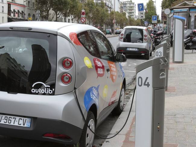Vehículos electrónicos que miden la contaminación ya recorren la ciudad
