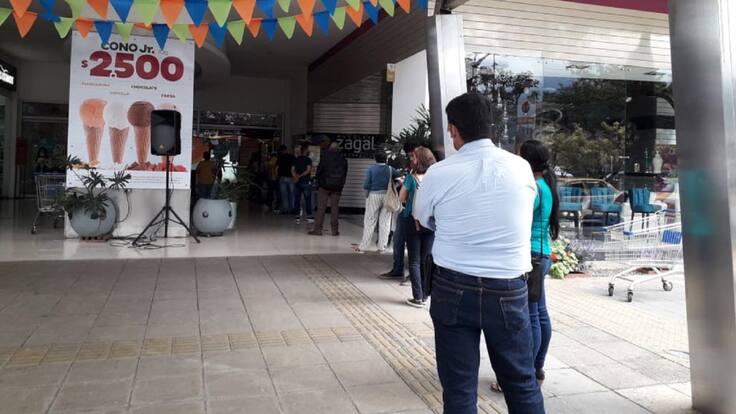 Autoridades destacaron buen comportamiento durante día sin IVA en Armenia