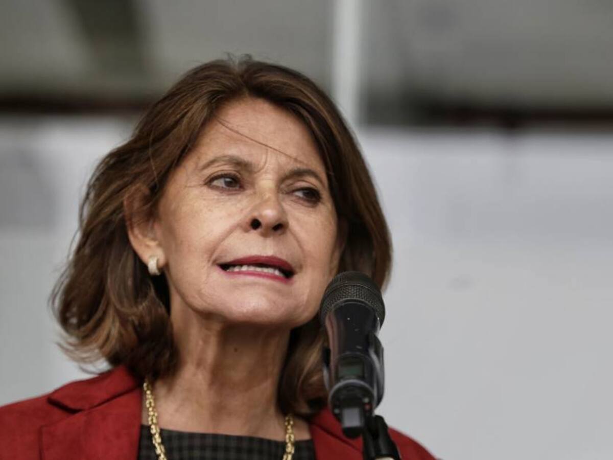 Encontrará un extraordinario equipo en Cancillería: Marta L. Ramírez a Álvaro Leyva