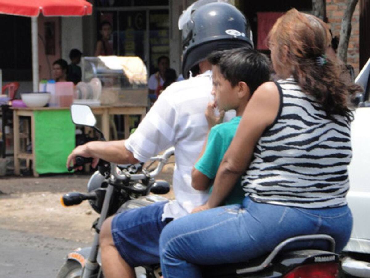Agencia de Seguridad Vial preocupada por movilización de niños en moto