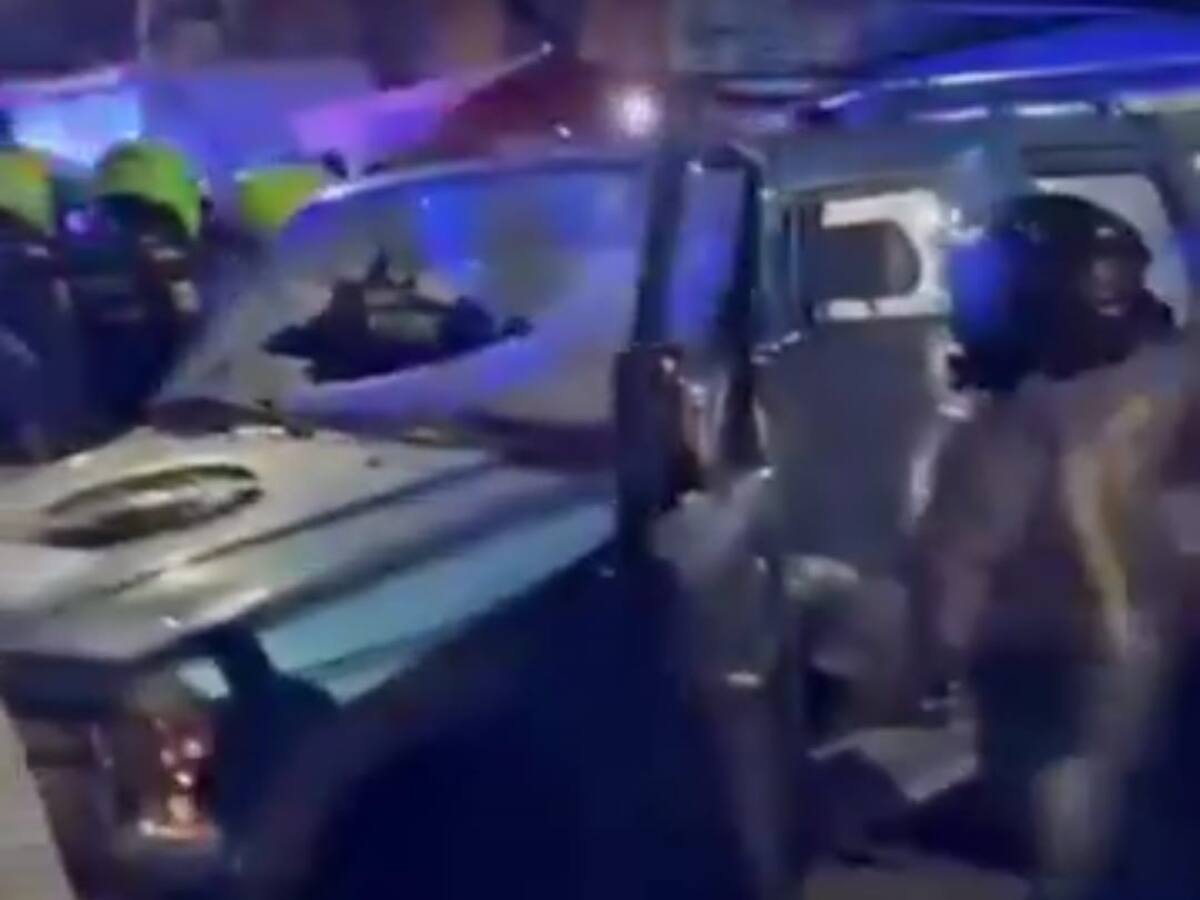 Conductor borracho atropelló a motociclistas en el sur de Bogotá intentó escapar y murió linchado