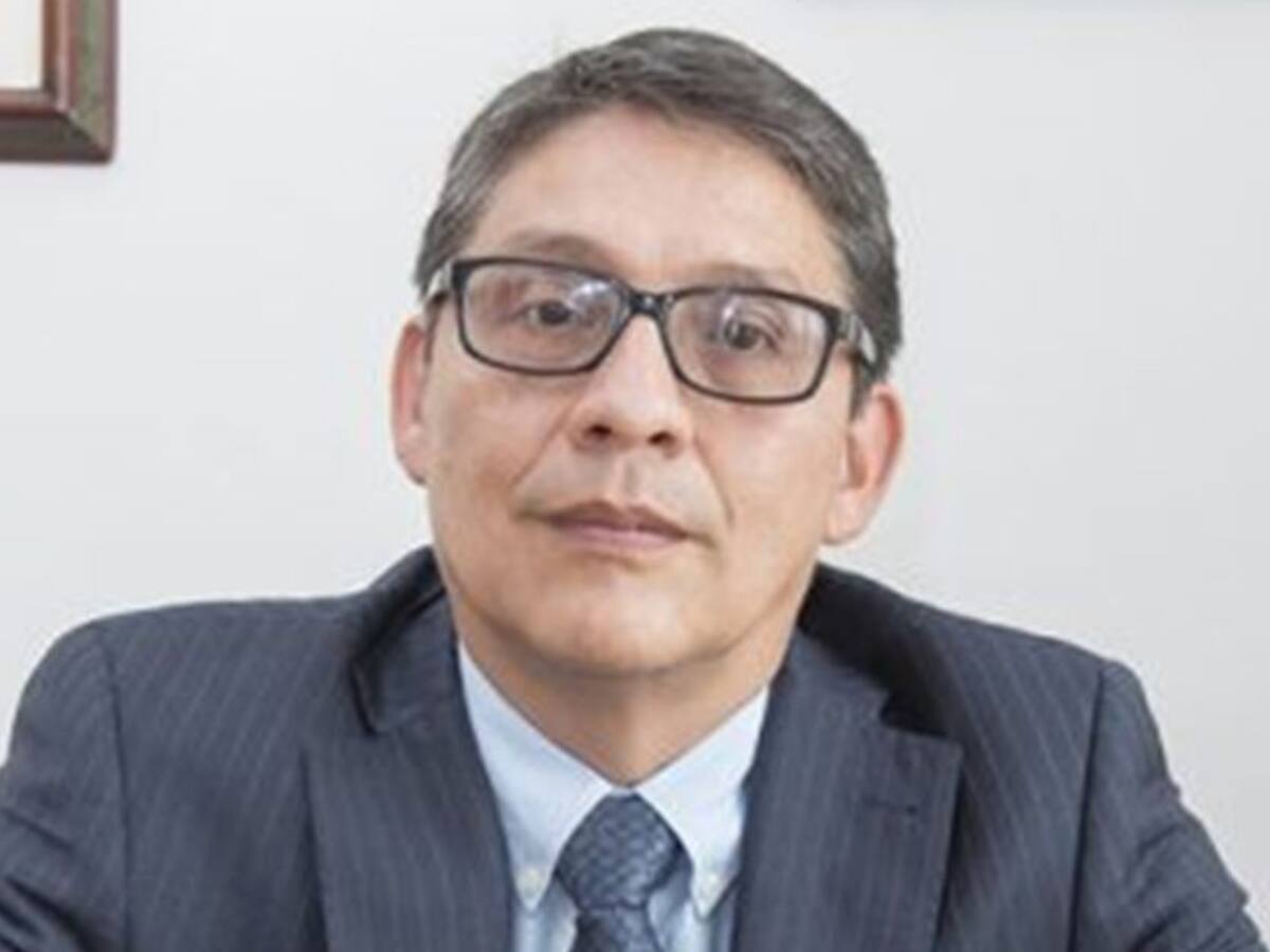 “Sector público no es atractivo para las personas bien intencionadas”: Leal