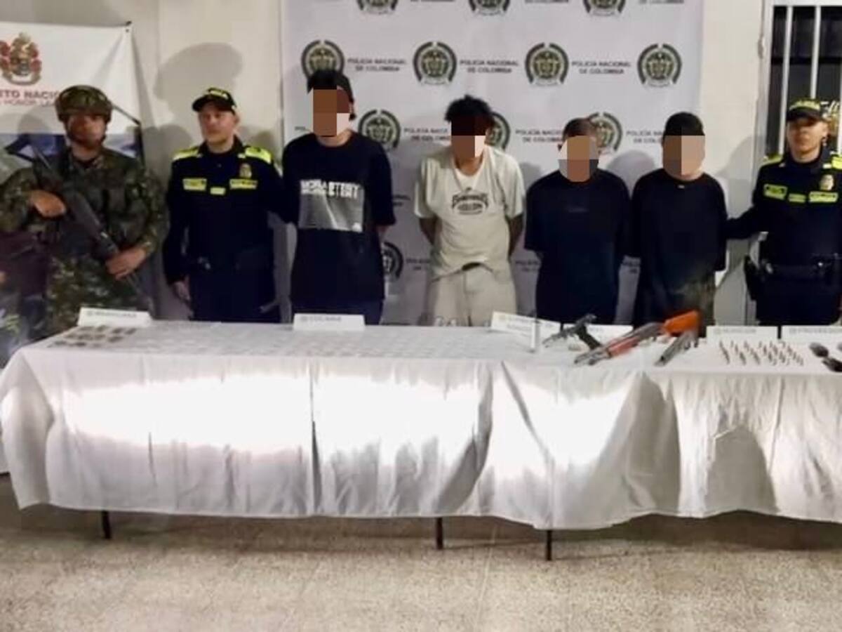Tres capturados y un aprehendido dejan operaciones contra el Clan del Golfo en Puerto Berrío