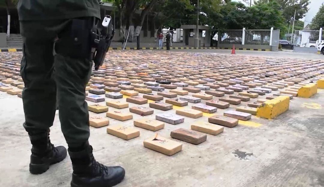 La droga estaba dentro un contenedor lleno de mercancía tipo exportación que tenía como destino a la ciudad de Róterdam, Holanda