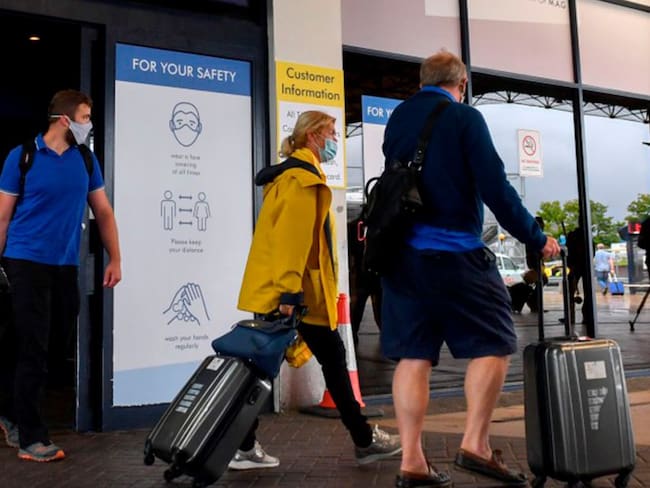España no permitirá ingreso de viajeros hasta 9 de agosto
