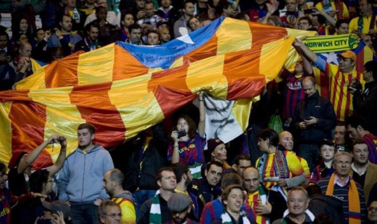 Aficionados del FC Barcelona durante el partido del grupo H de la Liga de Campeones ante el Celtic de Glasgow.