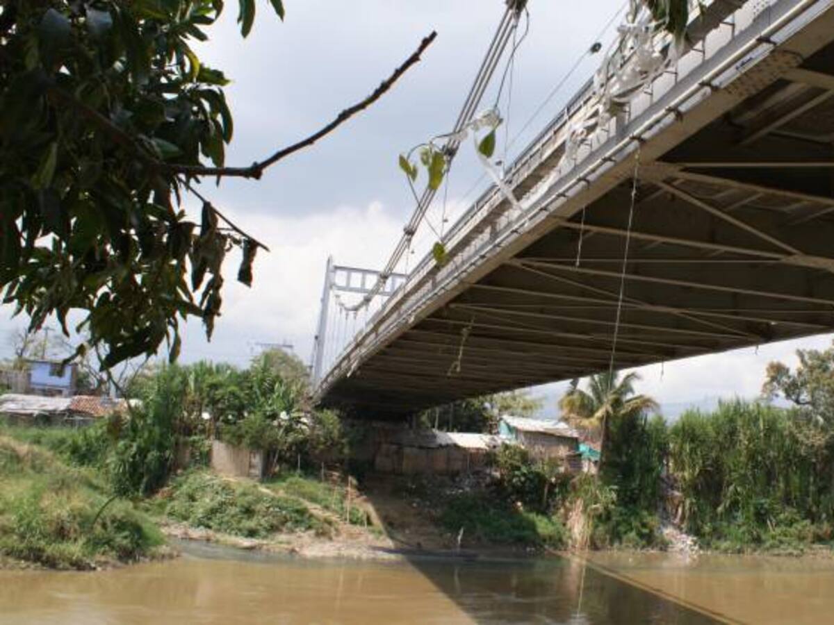 Hoy se entrega remodelación del puente de Juanchito