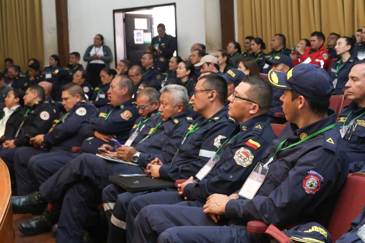 Comandantes de Bomberos de distintas estaciones alertaron sobre la ausencia de convenios con alcaldías, la escasez de recursos y la necesidad de garantizar la operatividad de los cuerpos de socorro