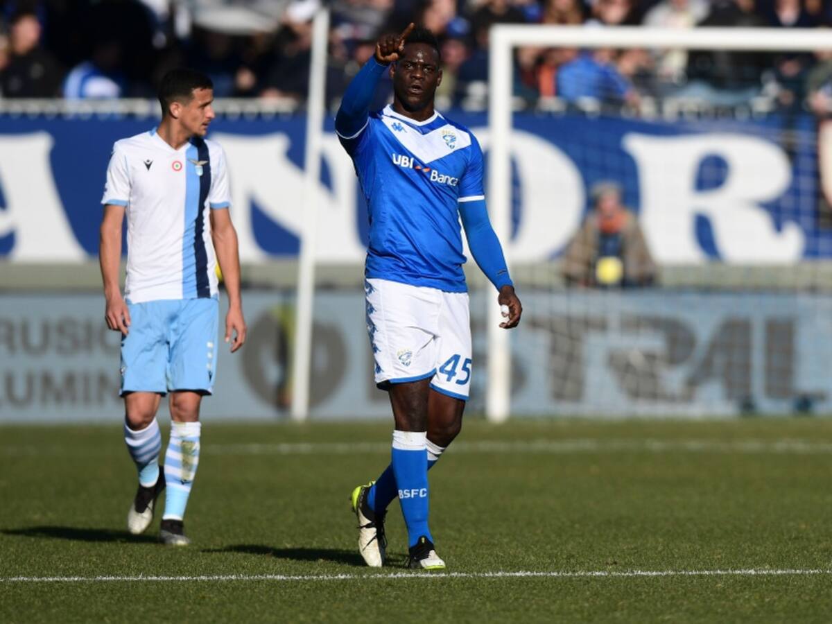 Balotelli, segunda década consecutiva marcando el primer gol en la Serie A