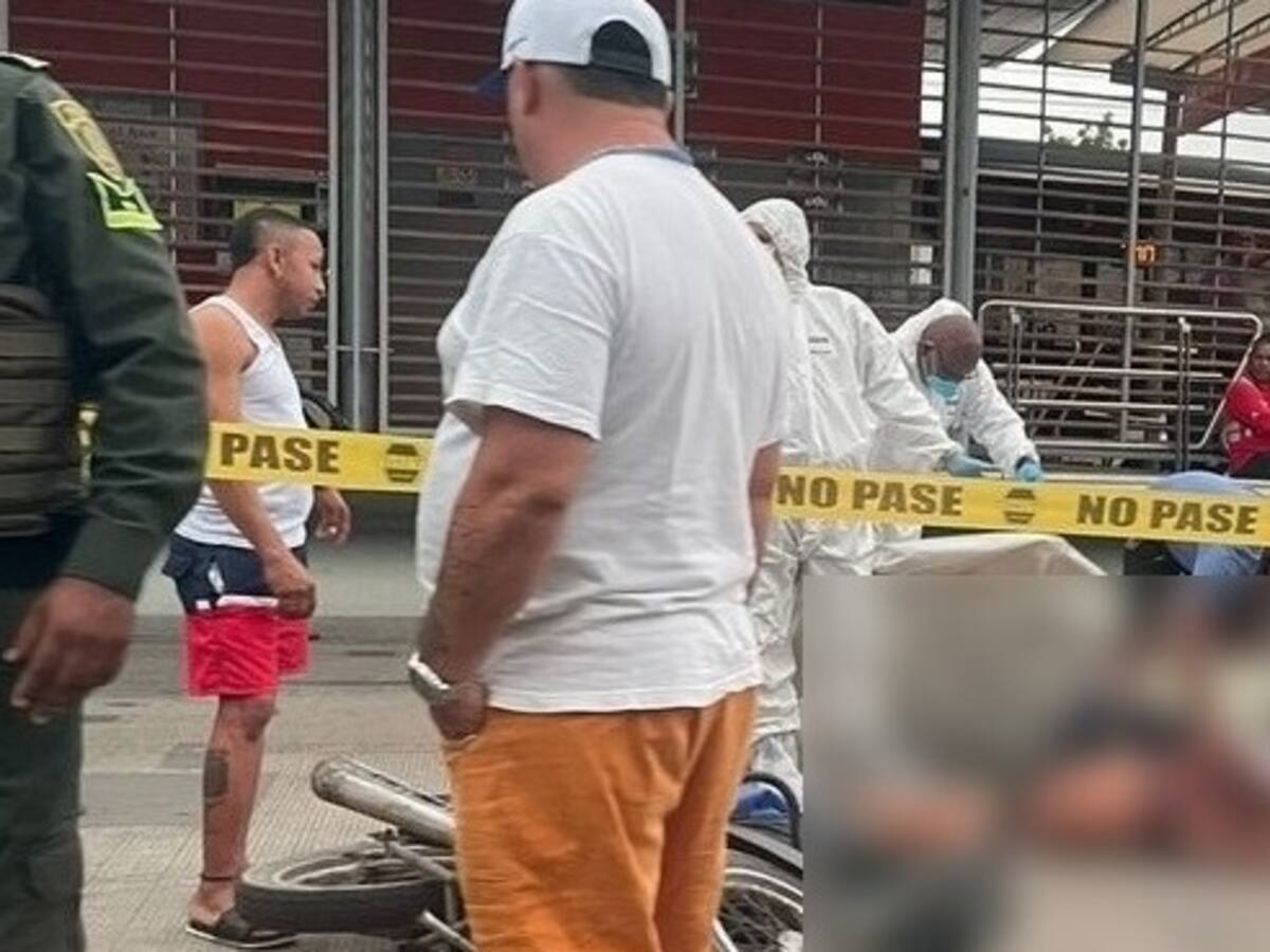 Accidente en carril de Transcaribe en Cartagena: una mujer muerta y otra persona herida