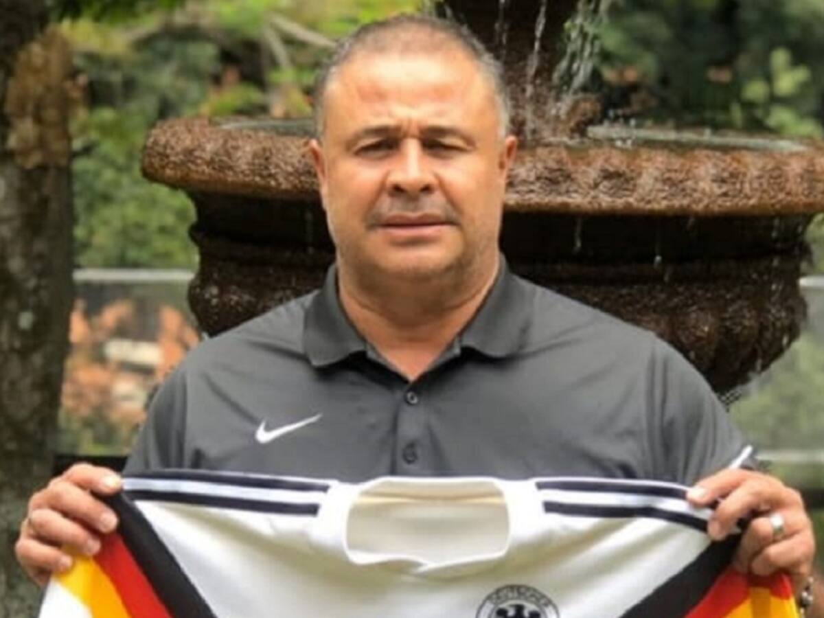 "Subasto la camiseta de Brehme para donar ese dinero": Gildardo Gómez