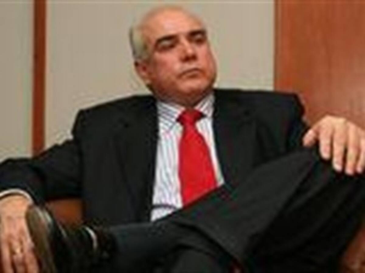 Fiscalía deja en libertad al exembajador Jorge Visbal