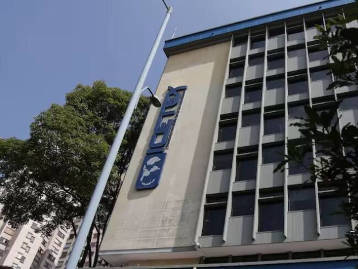 Déficit en presupuesto de Icetex afecta a miles de estudiantes en Colombia