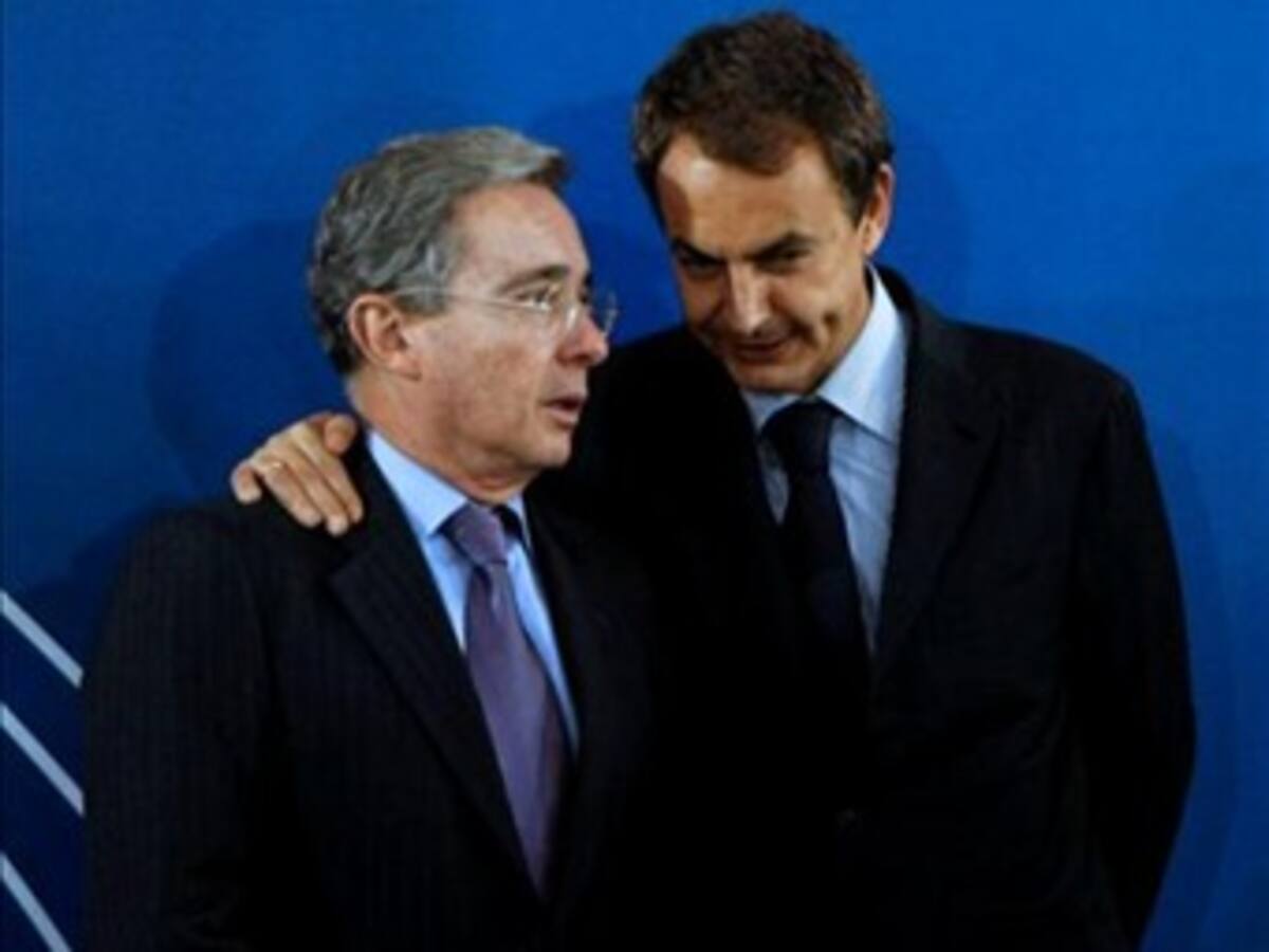 Uribe protegerá a lecheros tras firma del TLC con Europa