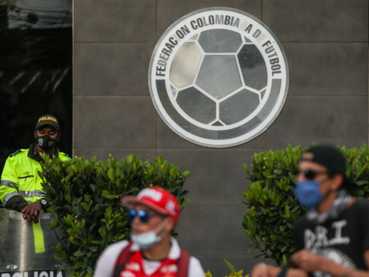 Duras reacciones en Colombia luego que Conmebol le quitara la Copa América
