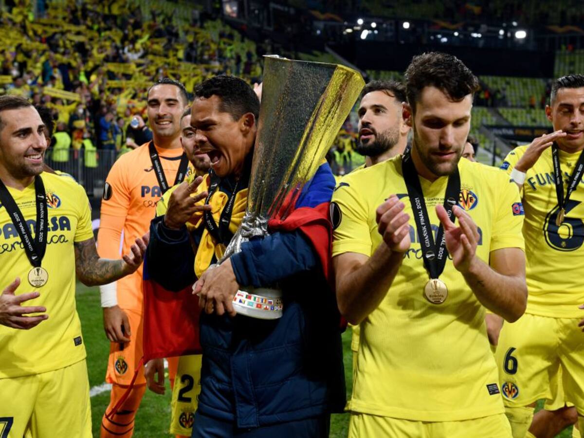 Carlos Bacca, tricampeón de Europa