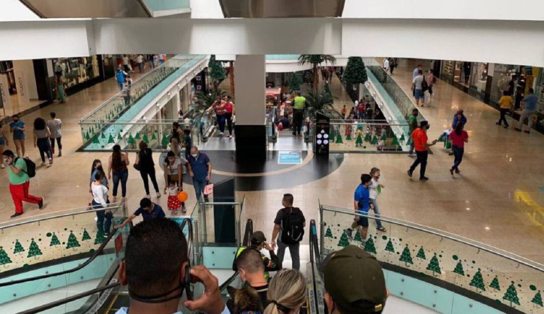 En el día sin IVA se esperan ventas por 700 mil millones de pesos en Santander