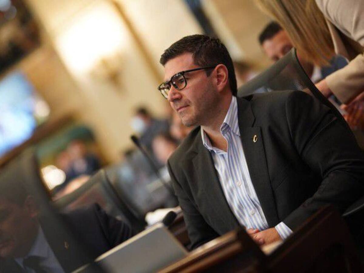 “Es por culpa de la ministra Corcho que la reforma está agonizando”: representante Wills