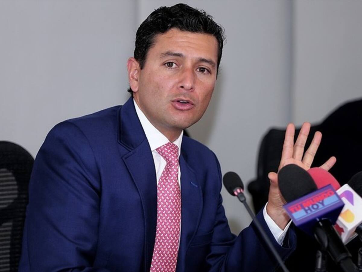 Es difícil diferenciar entre libertad de expresión e información inexacta: Superfinanciero