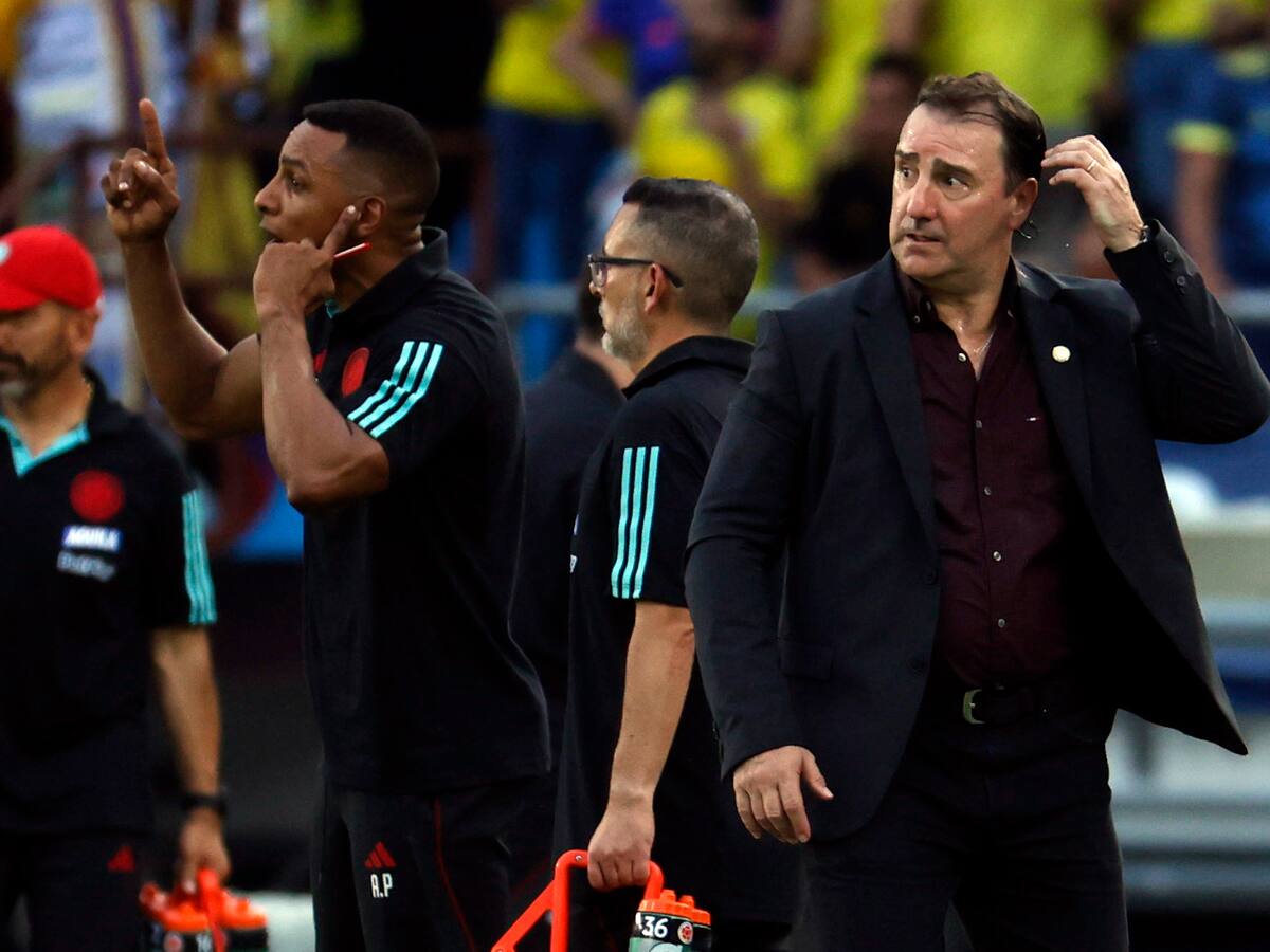 Néstor Lorenzo defendió a Luis Díaz: “Entrega todo, con alma y vida, para la Selección”