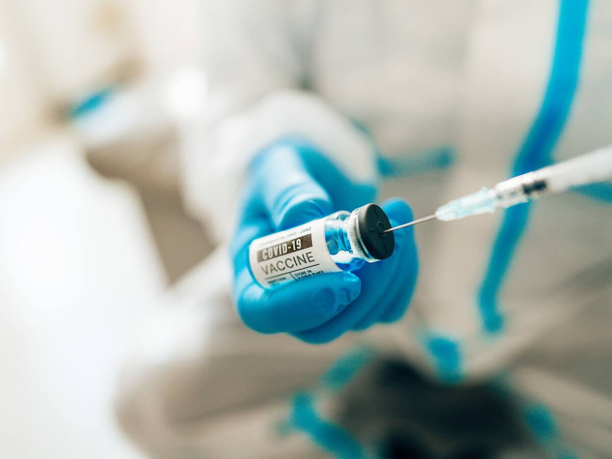 “Señalarnos es irracional”: Quarraisha Abdool Karim por restricciones a África tras identificar a ómicron