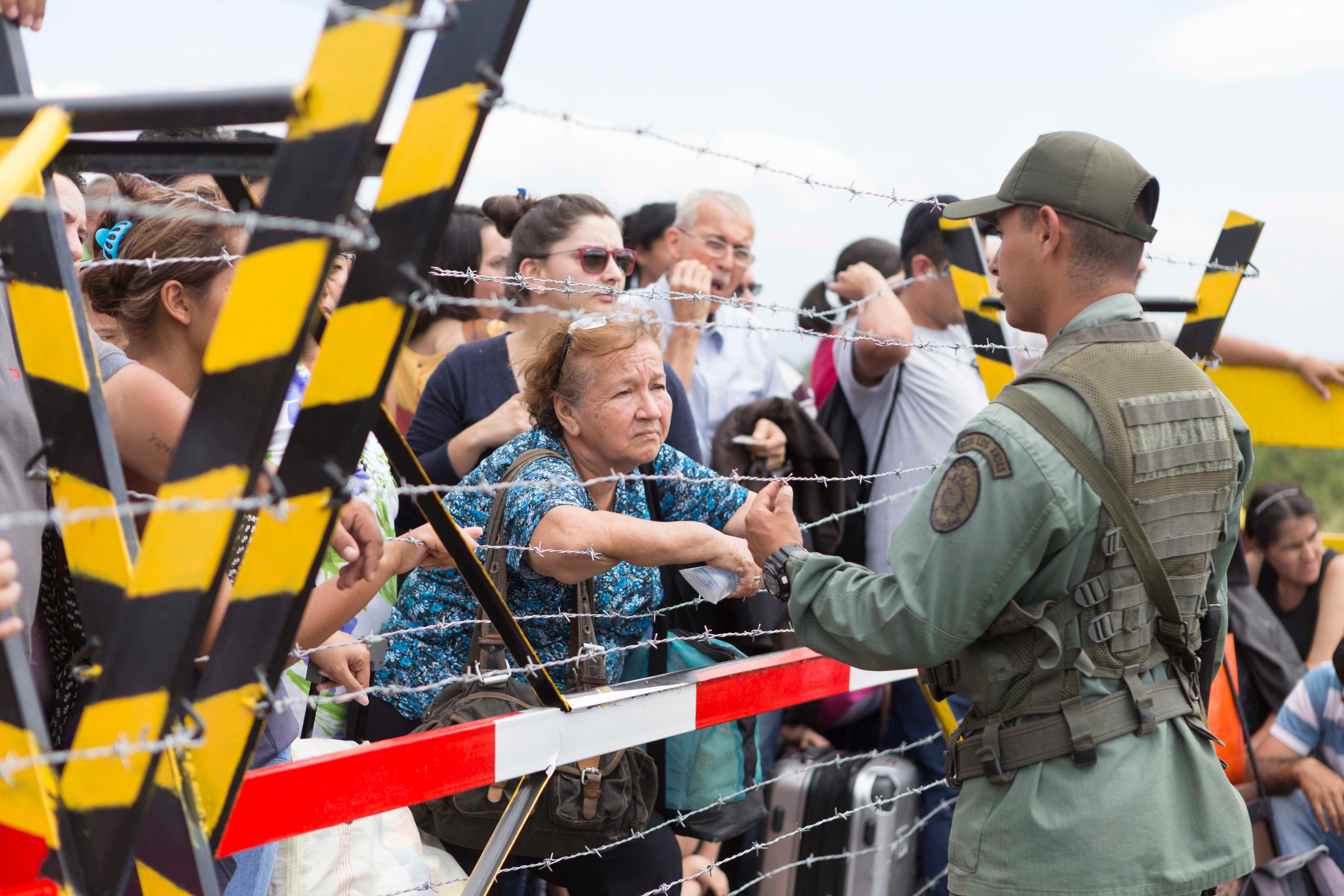 Cierres de la frontera entre Colombia y Venezuela, año 2015. Foto: Colprensa.