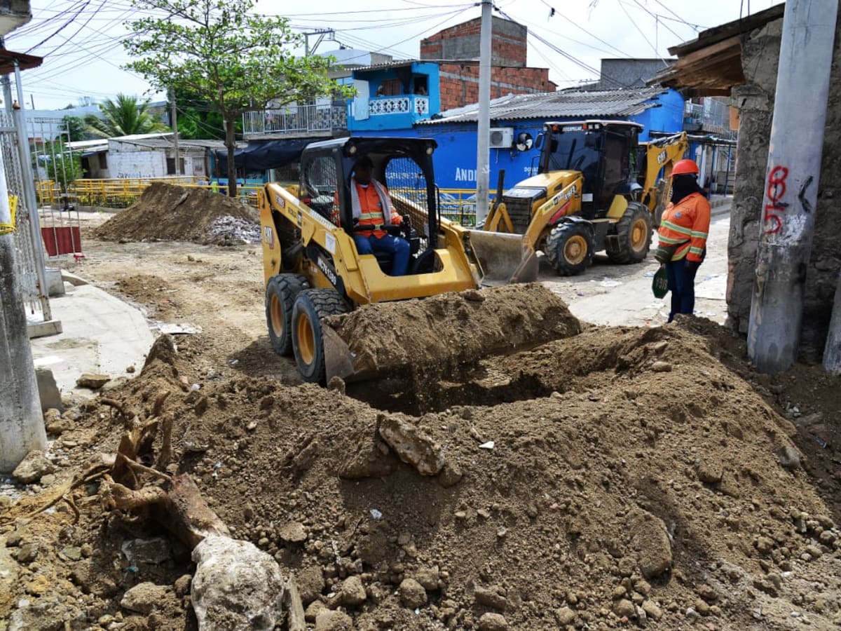 Obras en conexión Transversal 54 - vía principal de Ceballos superan 50% de avance