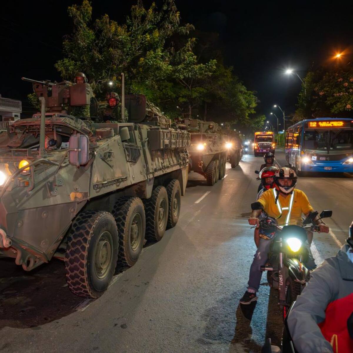 Cali inicia despliegue militar con vehículos blindados y refuerzo de seguridad electoral