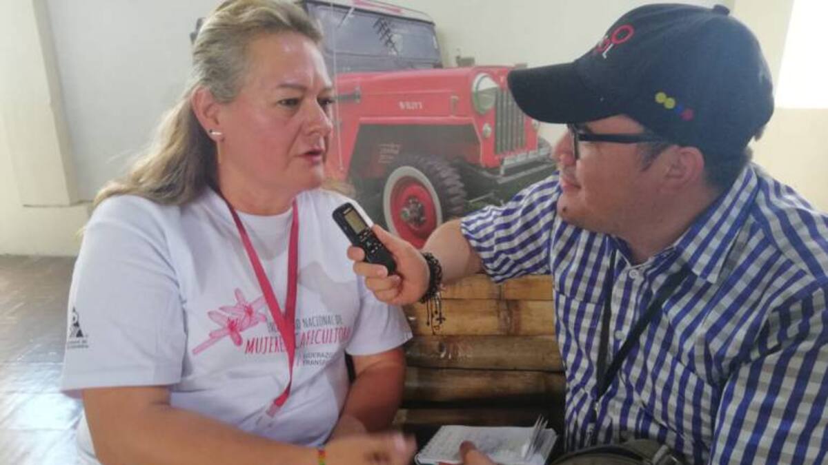 Reconocimiento a las mujeres madres cafeteras del Quindío