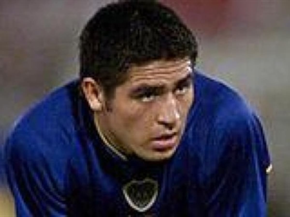 Las bajas de Moreno y Riquelme devalúan el choque Racing-Boca Juniors
