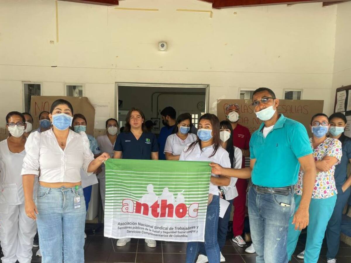 Empleados del Hospital de Remedios entraron a paro