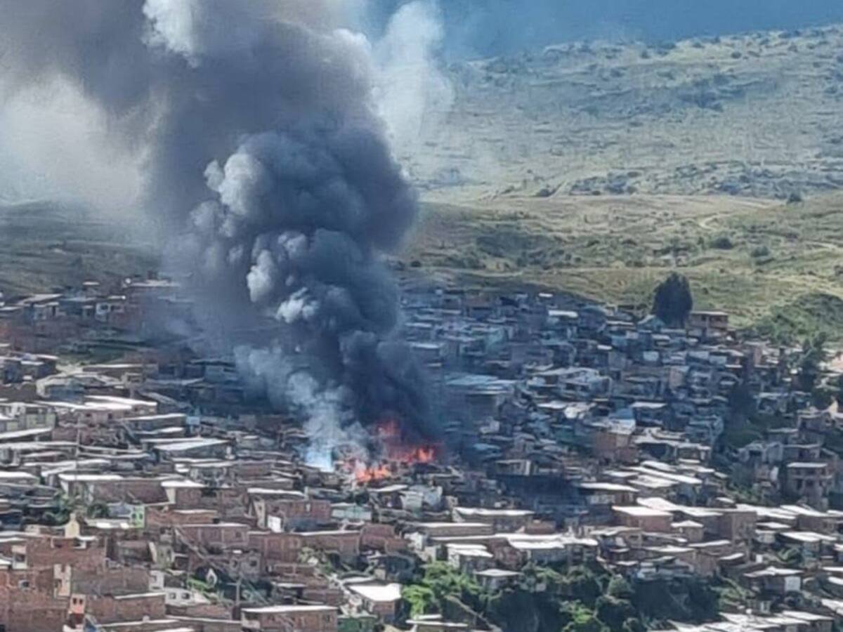 Voraz incendio en Soacha deja al menos 49 personas afectadas: hay menores de edad y adultos mayores