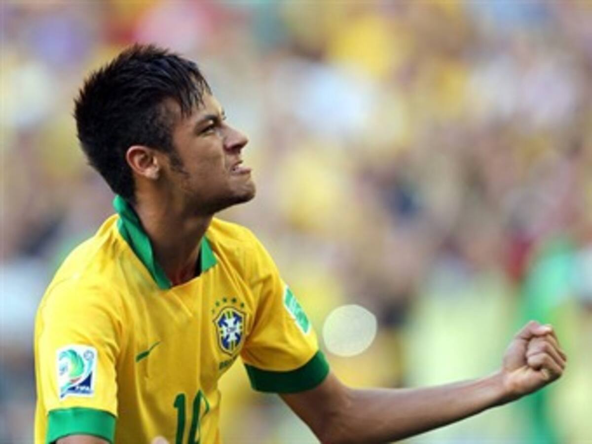 Brasil vence 2-0 a México y clasifica a semifinales en Copa Confederaciones