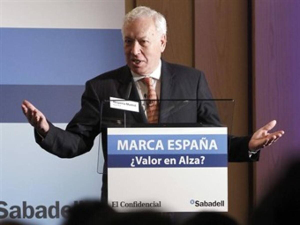 Bolivia asume con "prudencia y firmeza" anuncios de España tras expropiación
