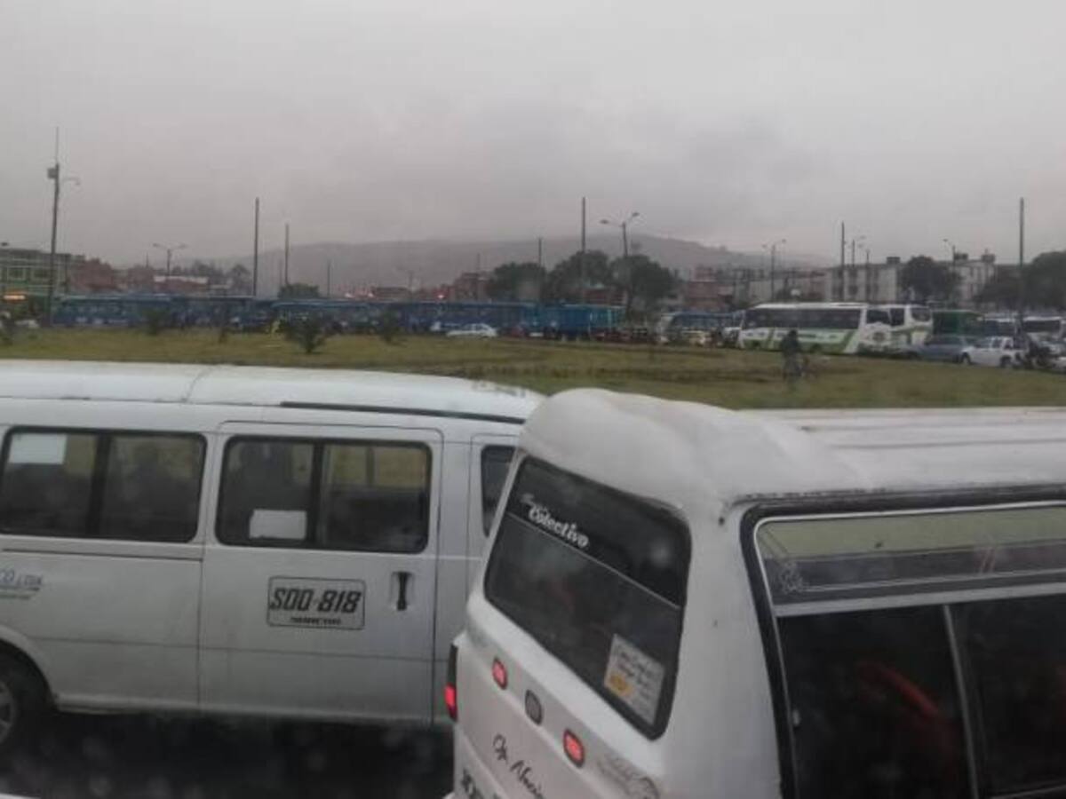 Problemas de movilidad por lluvias en Bogotá