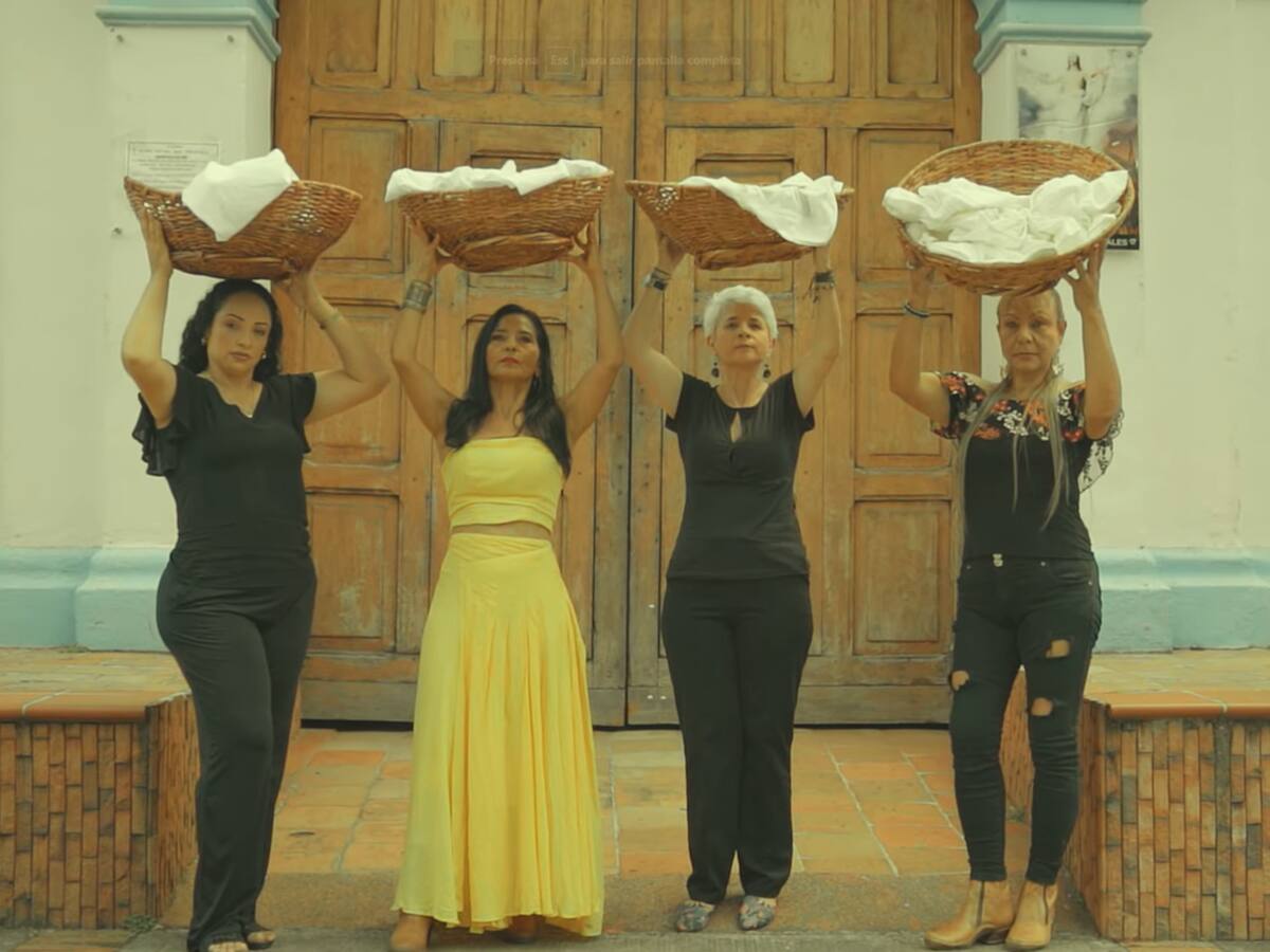 Homenaje de Cimarrón a la mujer llanera
