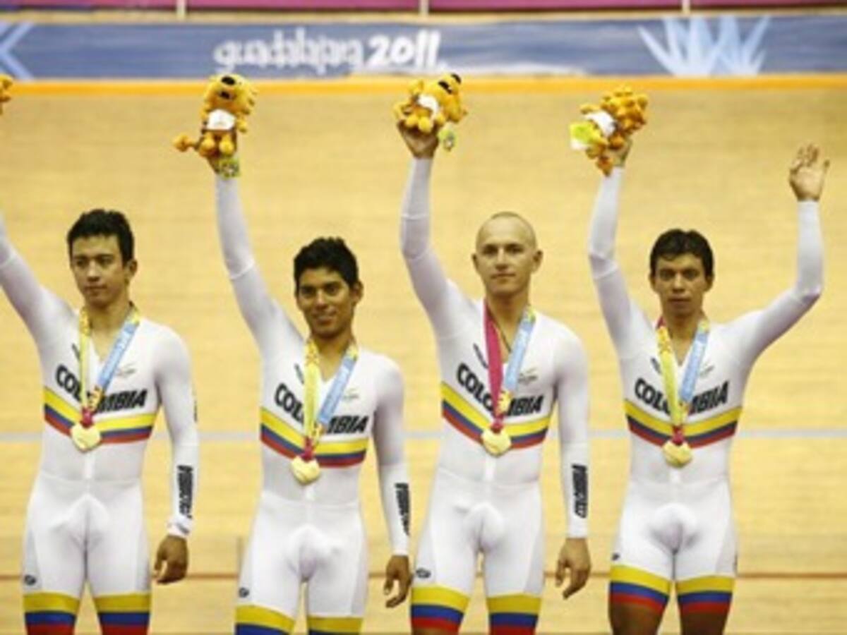 Colombia consigue medalla de plata y bronce en velocidad por equipos