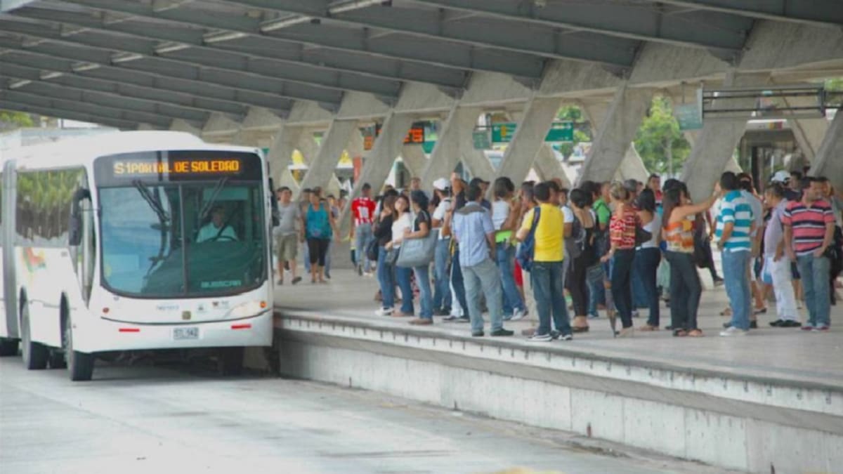 Reunión entre Transmetro y operadores por alta demanda del servicio