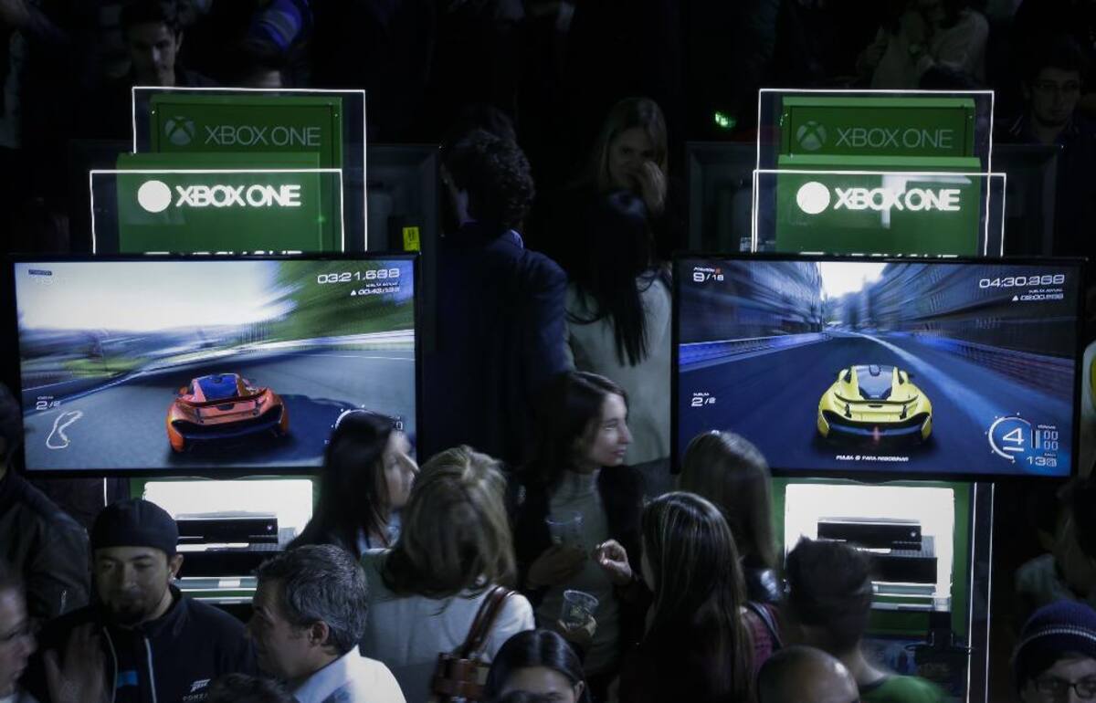 En la ciudad de Bogotá se realizó el lanzamiento del XBOX ONE para Colombia.