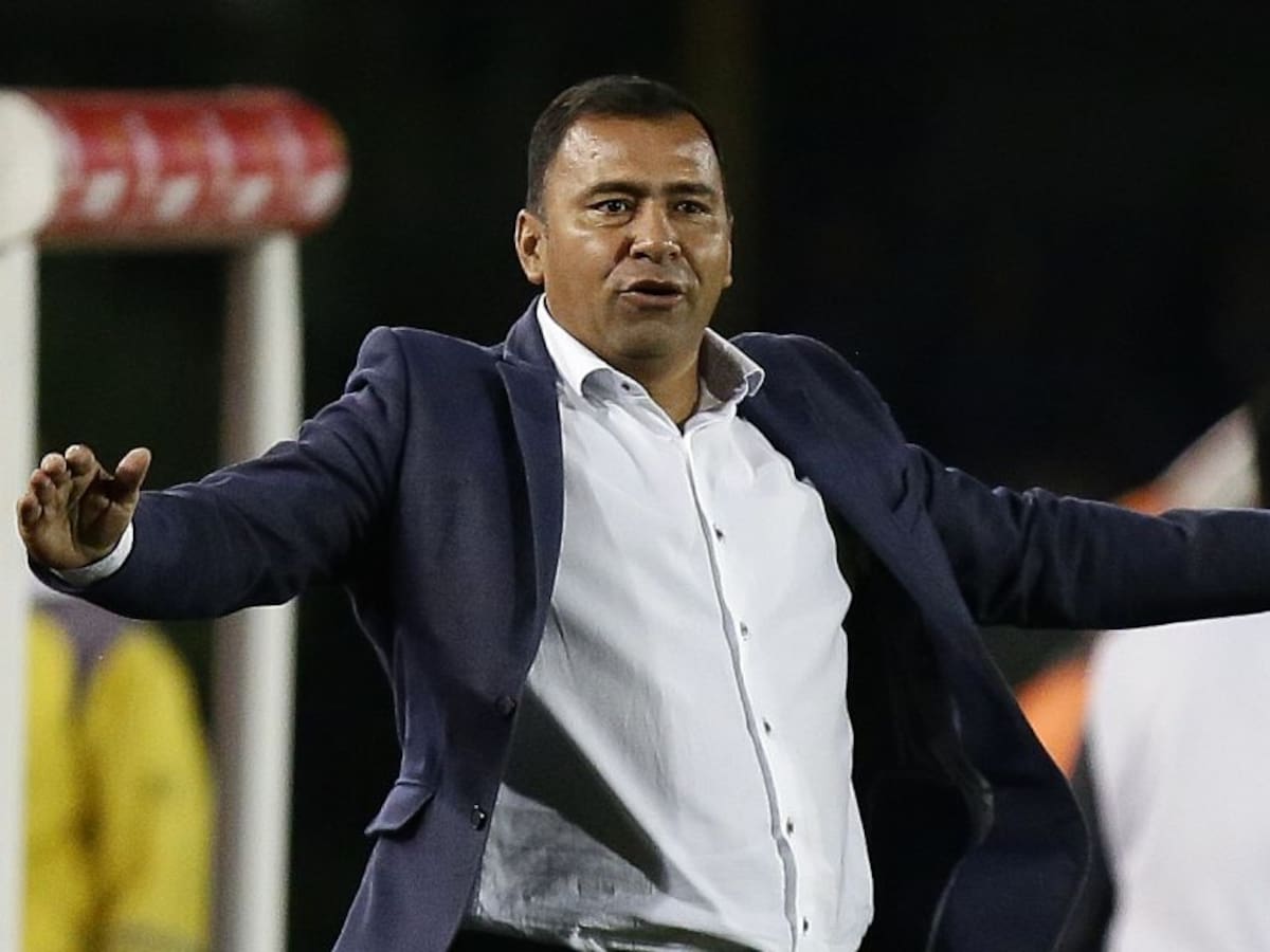 Santa Fe anuncia nómina con sorpresivos fichajes: vuelve Harold Rivera como DT