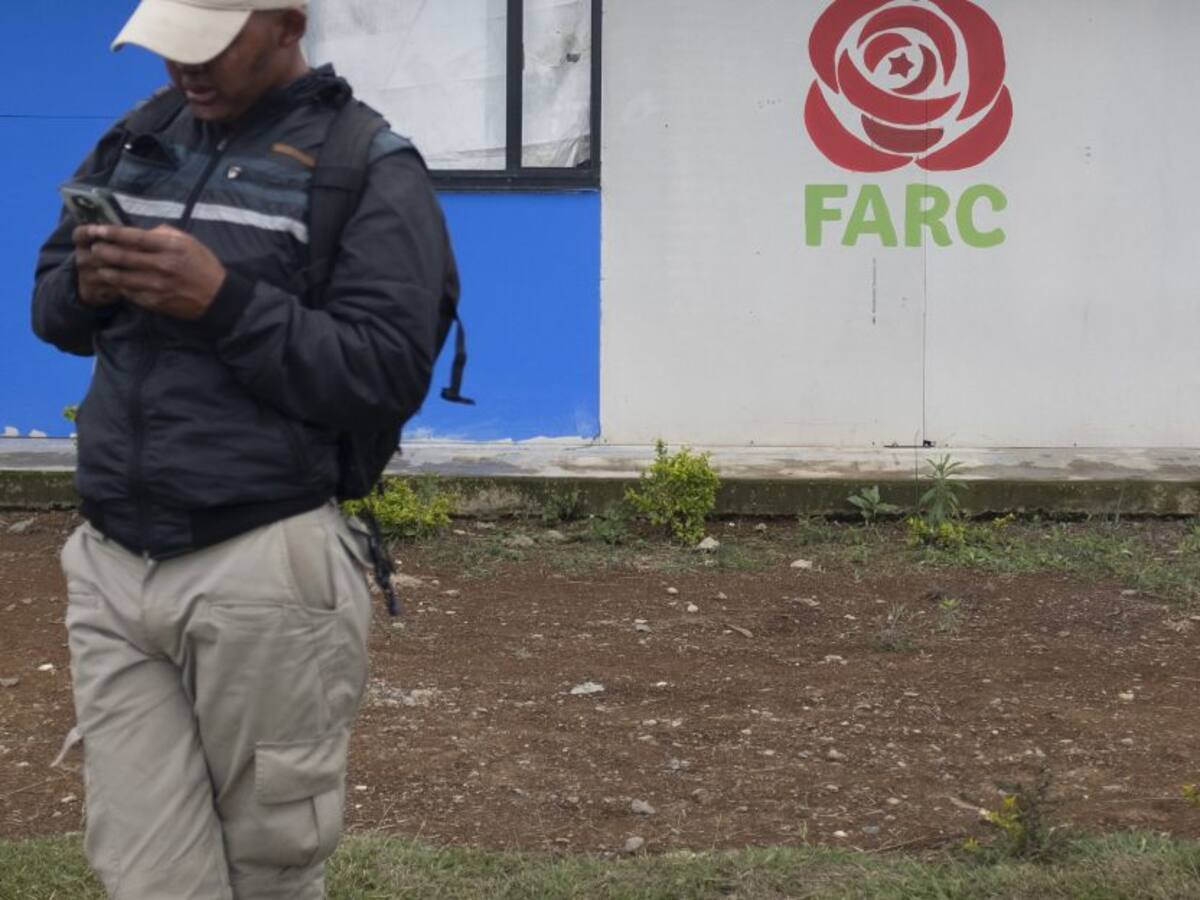 Gobierno cuestiona que excombatientes rechacen viviendas en Dabeiba