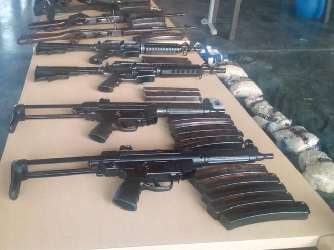 La Policía decomiso armas, droga y dinero en zona rural de Tumaco