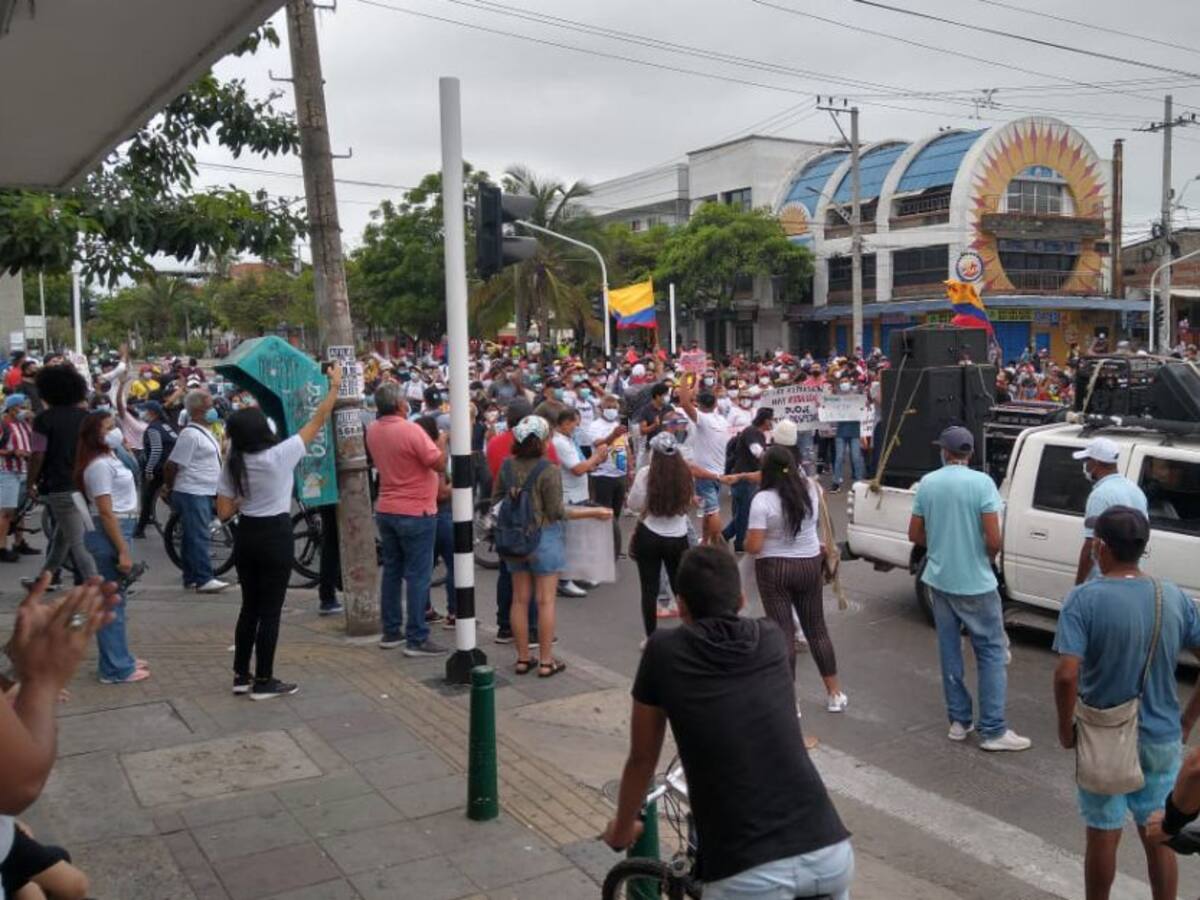 Bandas están instigando para cometer actos vandálicos en marchas: Policía