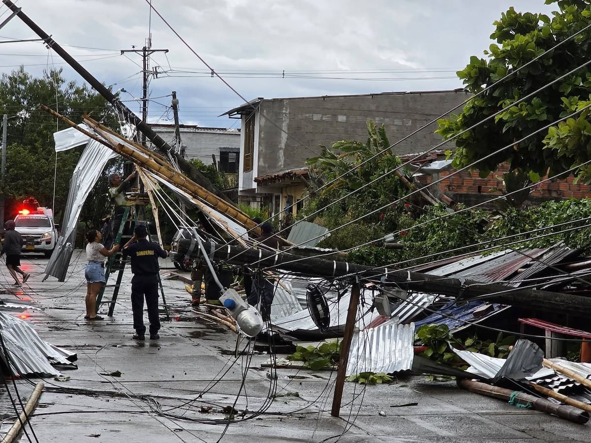 Vendaval provocó decenas de emergencias en el municipio de Montenegro en el Quindío
