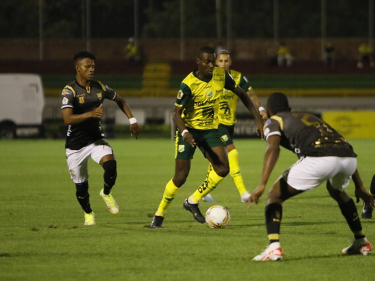 Águilas Doradas mantiene el invicto tras empatar con Atlético Huila