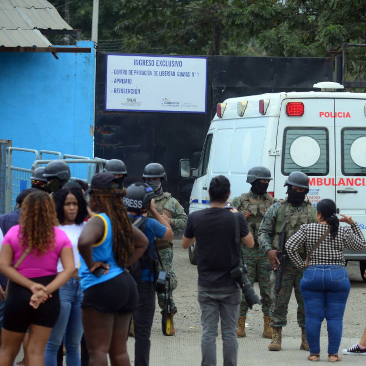 31 reclusos murieron por enfrentamientos en cárcel de Ecuador