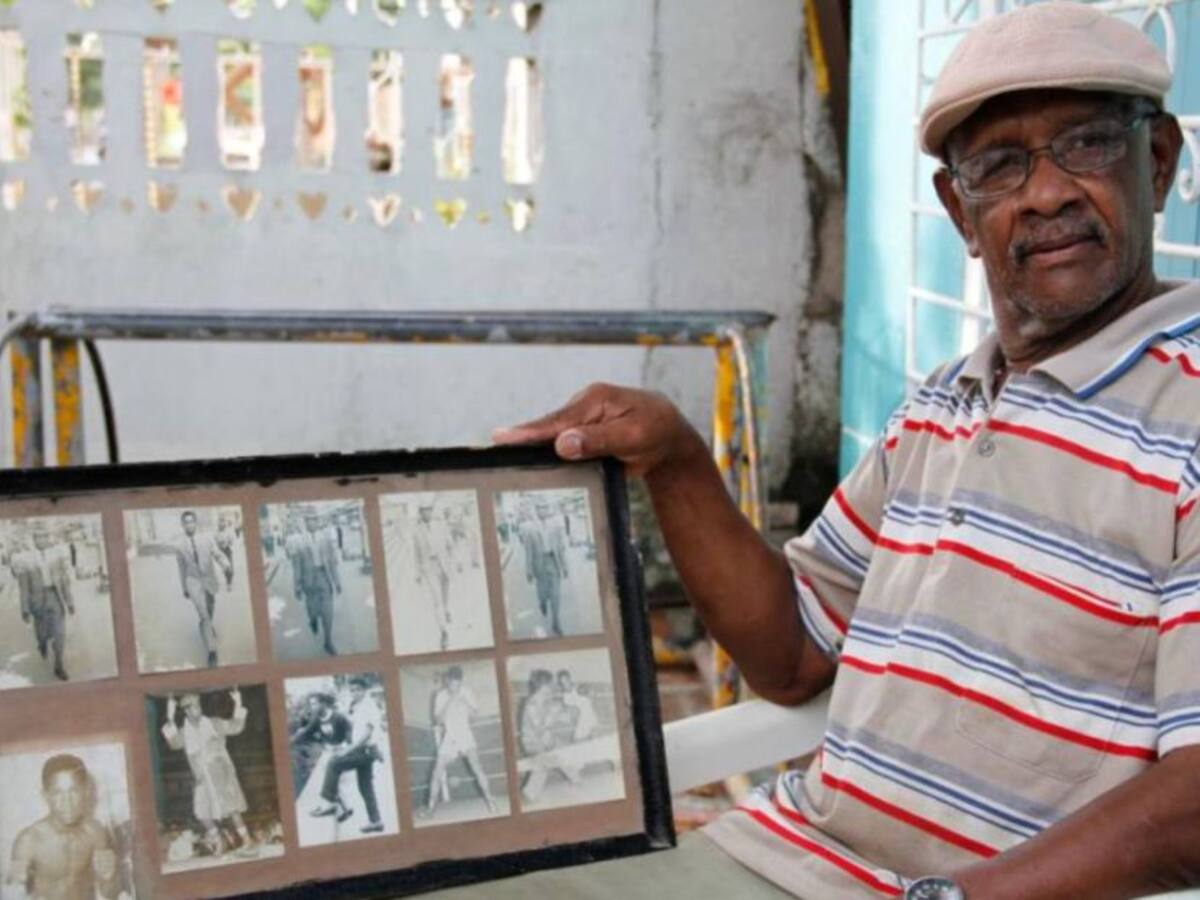 Bernardo Caraballo, el primer colombiano que peleó por un título mundial