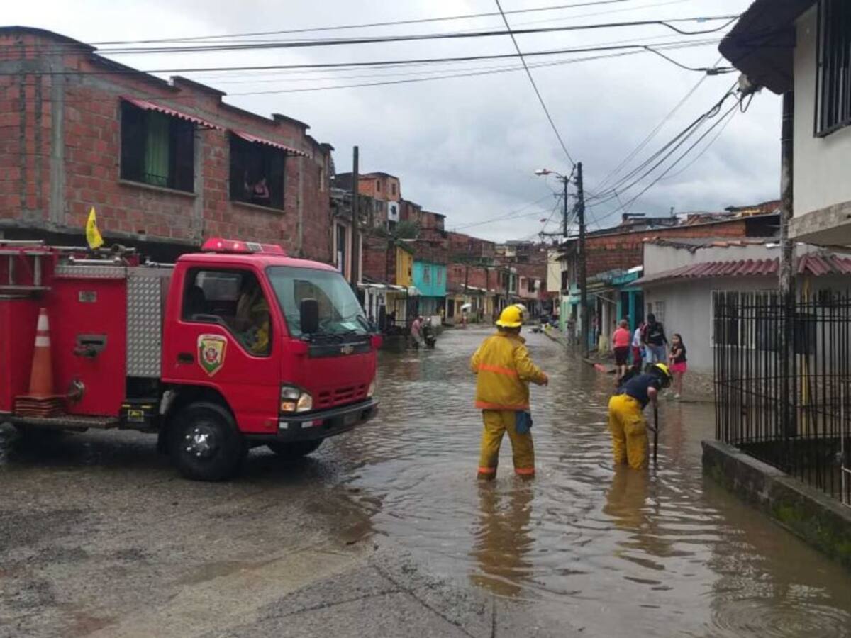 Fuerte aguacero generó emergencias en 26 barrios de Pereira y Dosquebradas