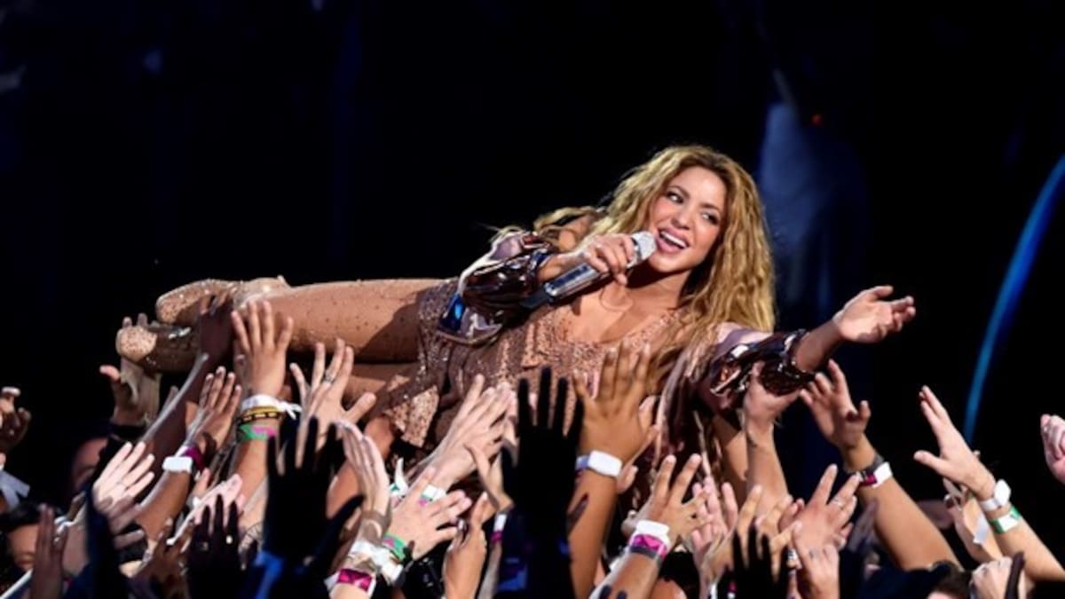 Shakira anuncia nuevo lanzamiento “El jefe”