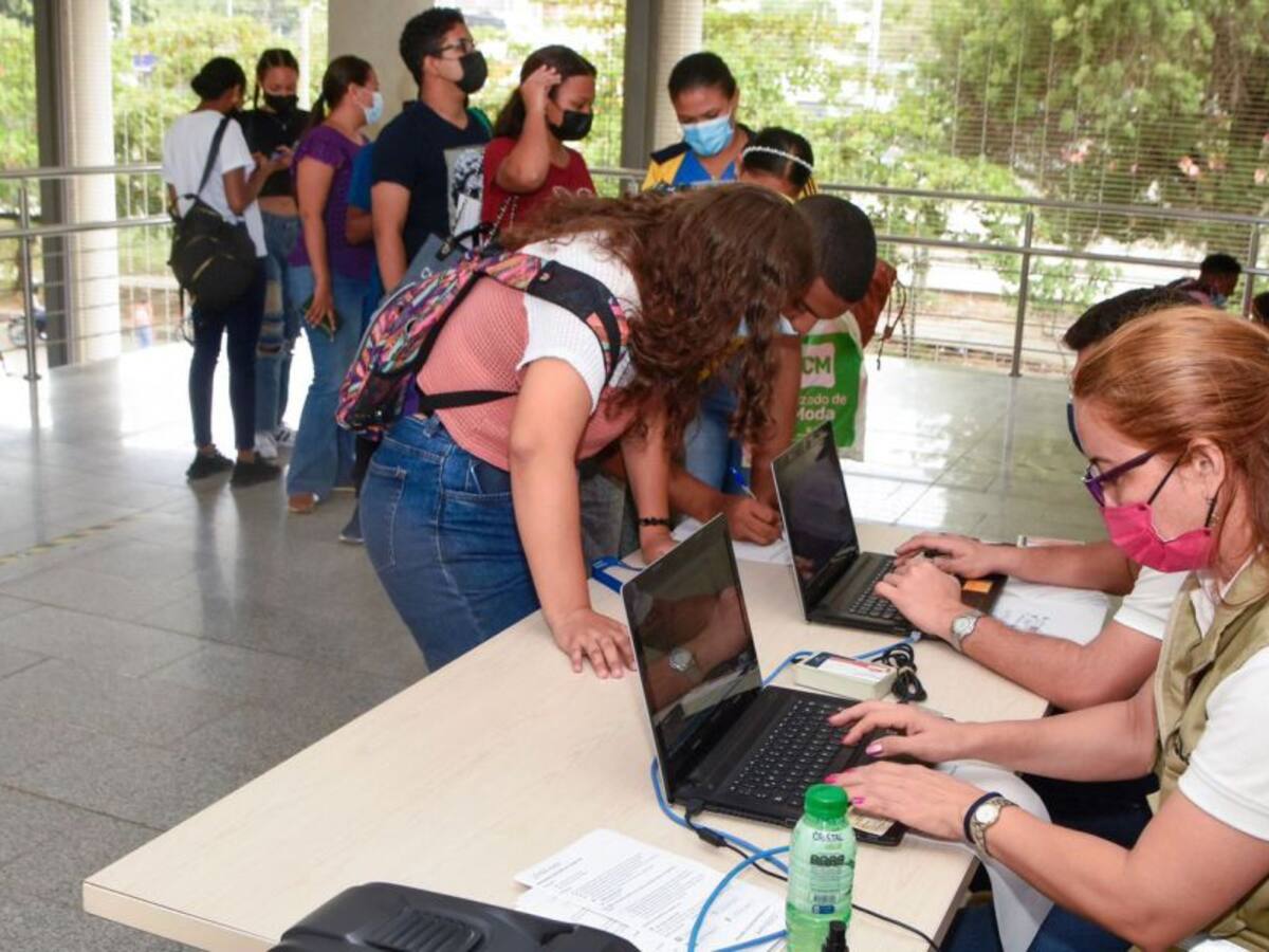 Personalización y activación tarjeta Transcaribe en UdeC Piedra de Bolívar